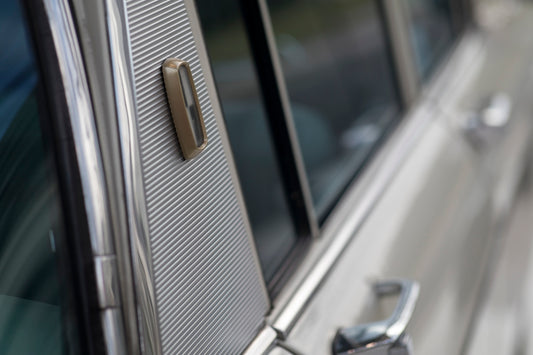 shallow focus photo of gray car