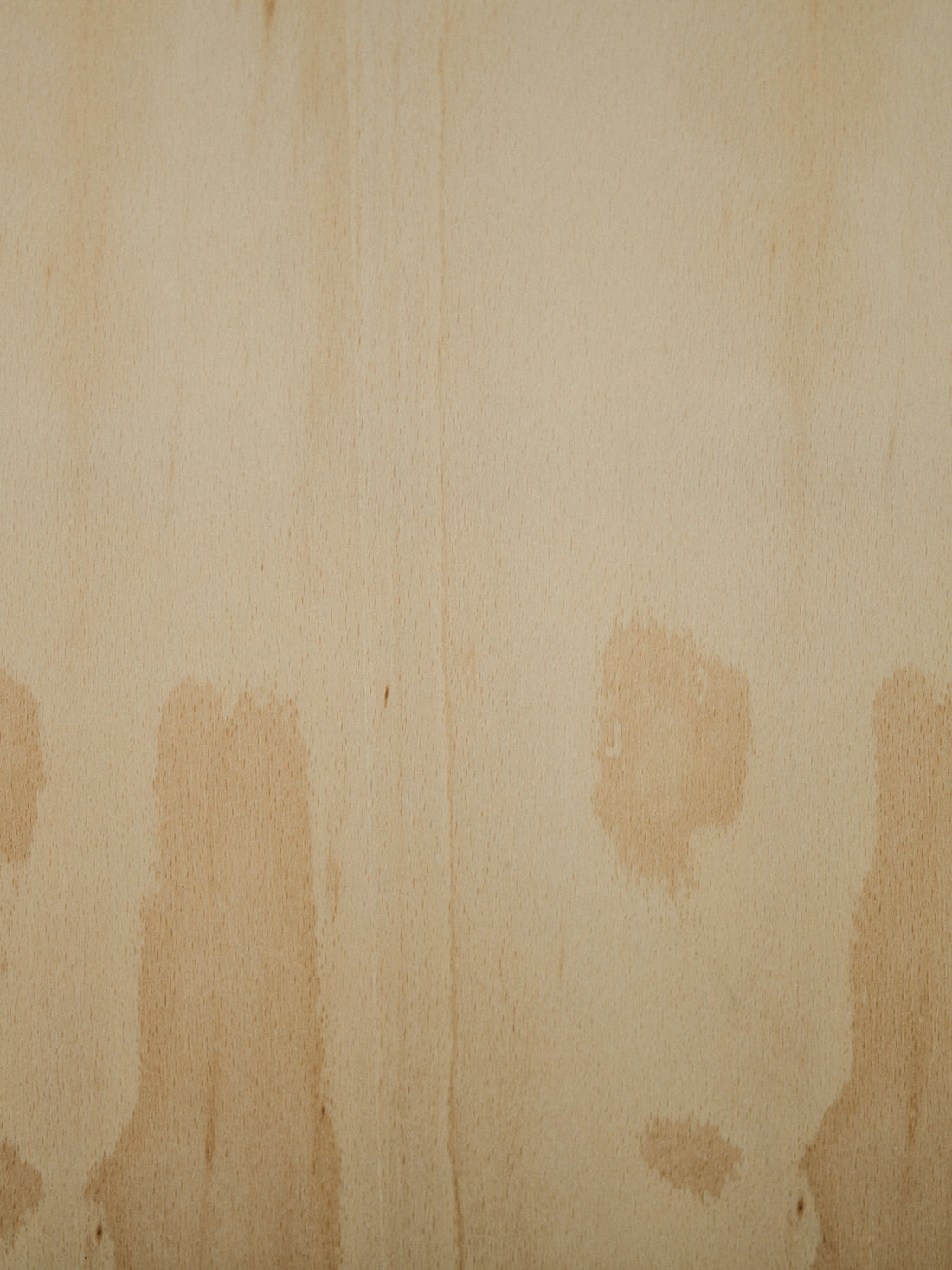 a wall that has some brown paint on it